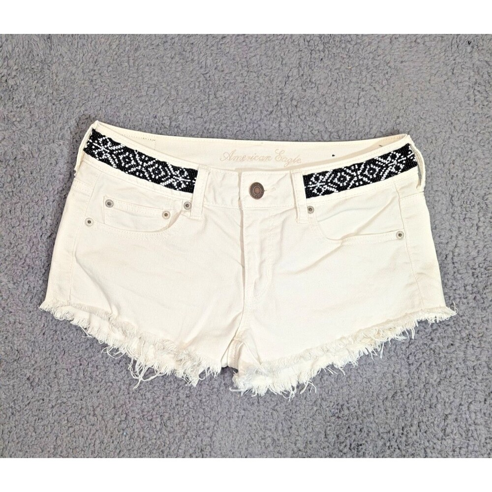 American Eagle Shorts Womens 4 White Cutoff Denim Beaded Waist Festival